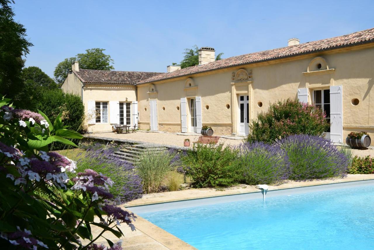 Chateau Richelieu Fronsac  Exterior photo